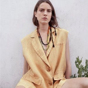 Zara NWT Limited Edition Contrast Necklace